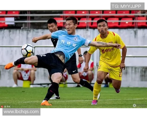 足球明星视频素材帅哥版尽显魅力与风采让你领略足球场上的英俊风范 足球明星视频素材帅哥版尽显魅力与风采让你领略足球场上的英俊风范