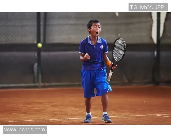 深圳网球队的拼搏之路：从默默无闻到杯赛荣耀的奋斗故事