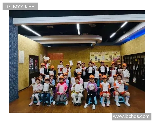 走进足球明星班的课堂体验与成长之旅 走进足球明星班的课堂体验与成长之旅