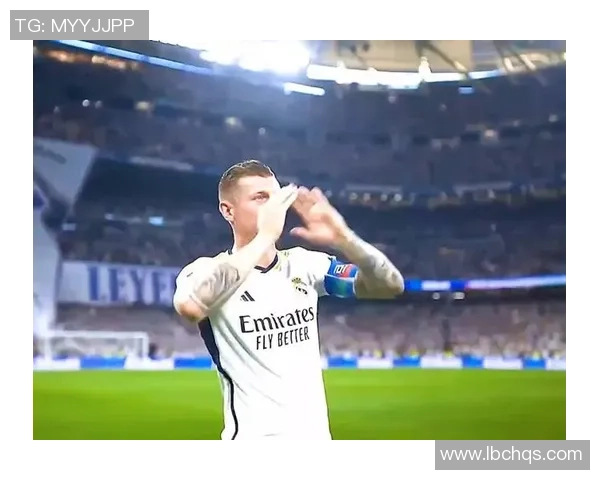 怀念已逝足球巨星十三年他的传奇依然在球迷心中闪耀 怀念已逝足球巨星十三年他的传奇依然在球迷心中闪耀