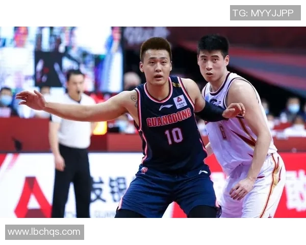 成都排球队以94分领跑奥运会积分榜展现强大实力与团队精神