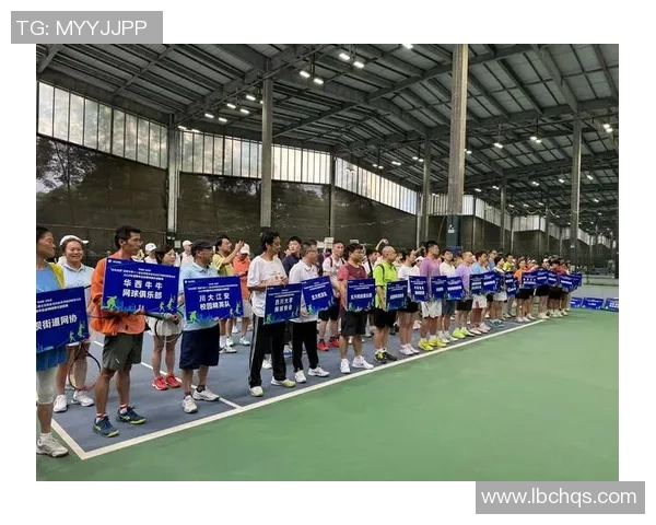 成都网球队荣登全国网球个人能力排行榜第三名引发热议 成都网球队荣登全国网球个人能力排行榜第三名引发热议