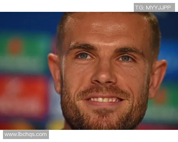 德国军装足球明星的传奇故事与球场上的辉煌成就 德国军装足球明星的传奇故事与球场上的辉煌成就