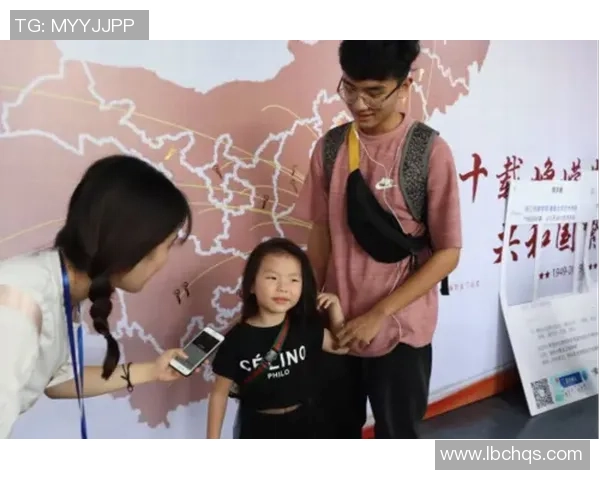 足球明星送你元旦祝福愿你新年快乐梦想成真球场上闪耀光芒 足球明星送你元旦祝福愿你新年快乐梦想成真球场上闪耀光芒